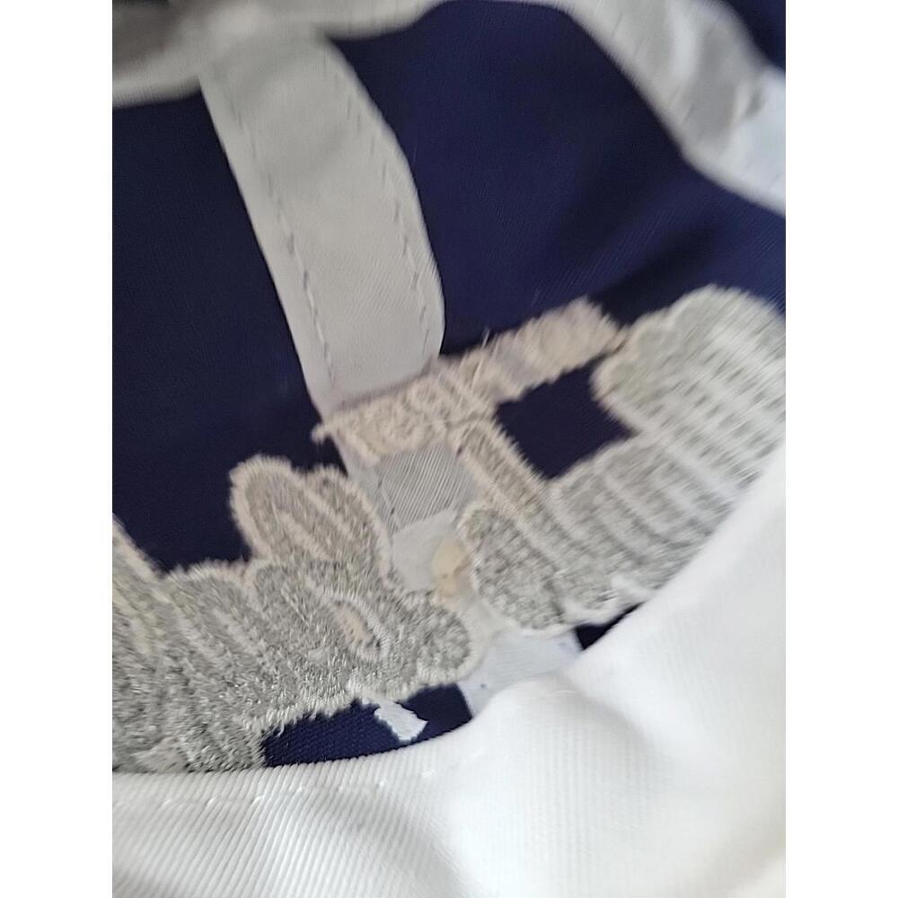 Infant Maple Leaf Cap - Picture 9 of 9